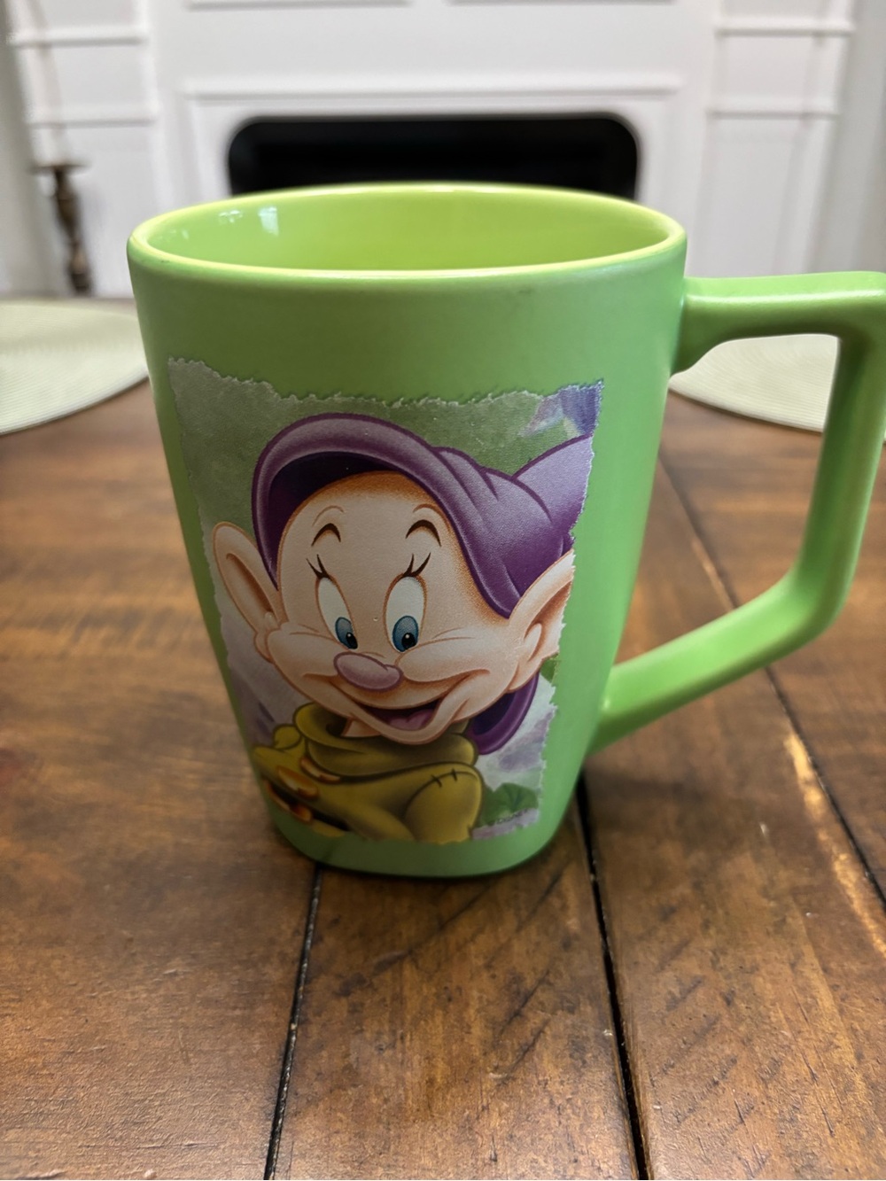 Large green ceramic Disney store dopey Snow White mug holds 18 ounces